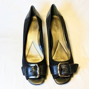 Easy Spirit Black Suede/Leather Pump